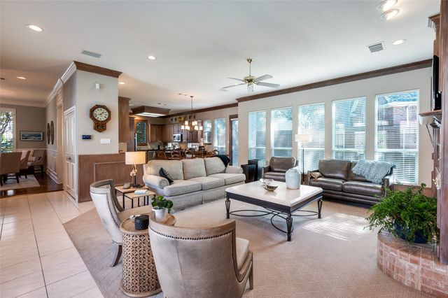 5228 Westshire Lane, Dallas, TX 75287