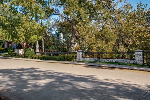 5228 Westshire Lane, Dallas, TX 75287