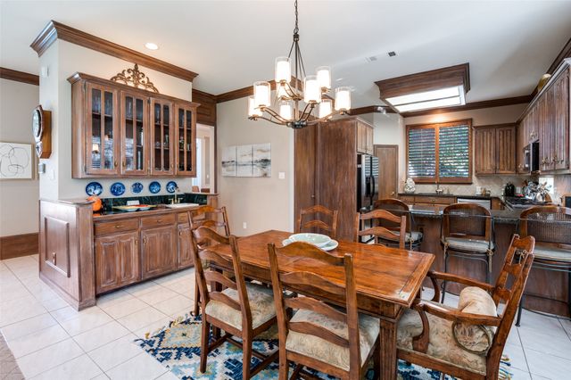 5228 Westshire Lane, Dallas, TX 75287