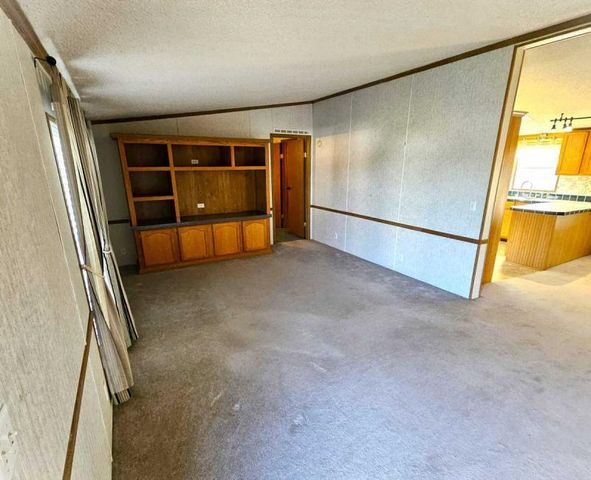 6210 Al Sabo Drive, Kalamazoo, MI 49009
