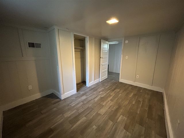838 Davis Street, Kalamazoo, MI 49008