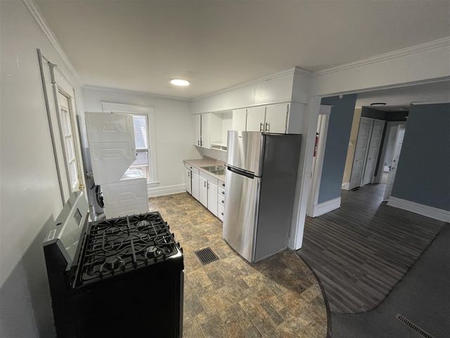 838 Davis Street, Kalamazoo, MI 49008