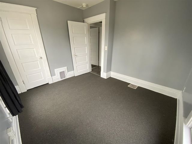 838 Davis Street, Kalamazoo, MI 49008