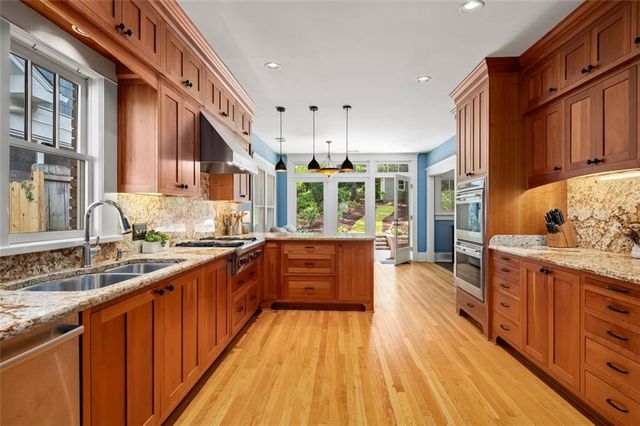 953 Blue Ridge NE Avenue, Atlanta, GA 30306