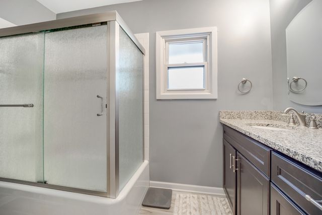 10555 S Seeley Avenue, Chicago, IL 60643