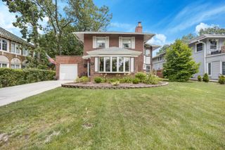 10555 S Seeley Avenue, Chicago, IL 60643