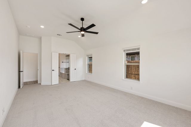 200 Sweetwater Drive, Commerce, TX 75428