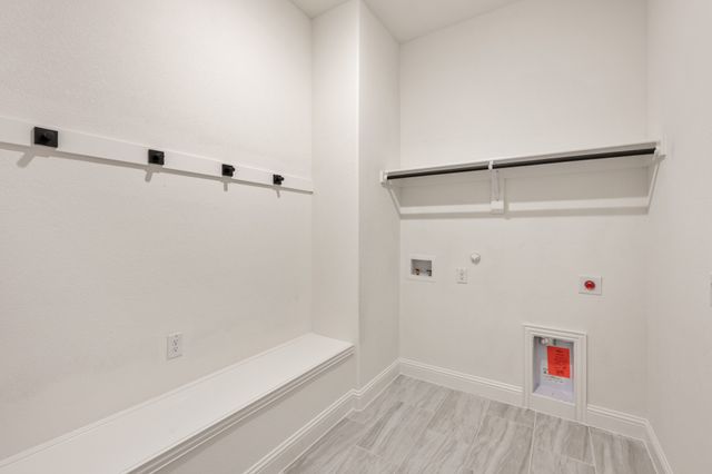 200 Sweetwater Drive, Commerce, TX 75428