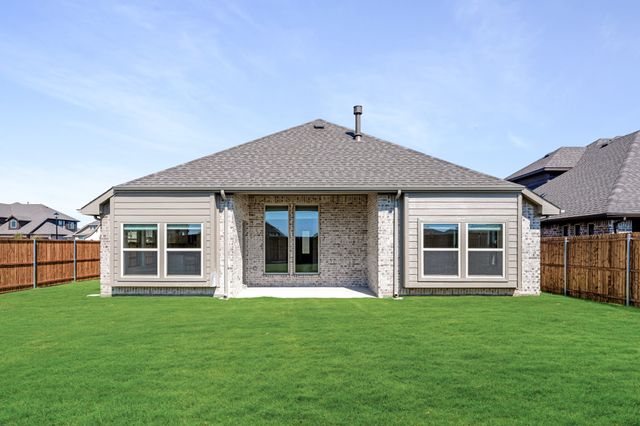 200 Sweetwater Drive, Commerce, TX 75428