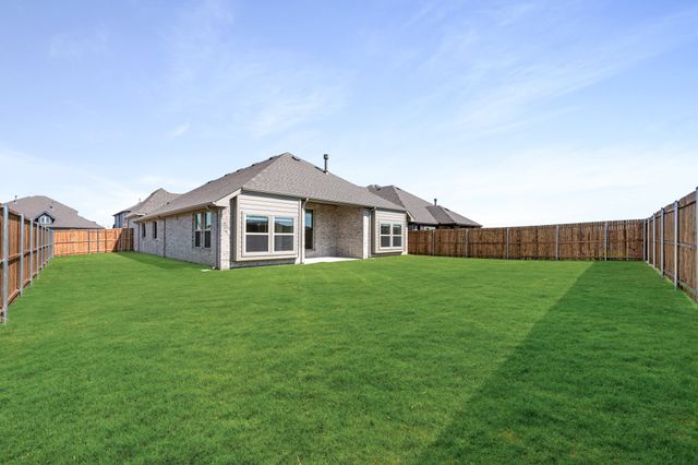 200 Sweetwater Drive, Commerce, TX 75428