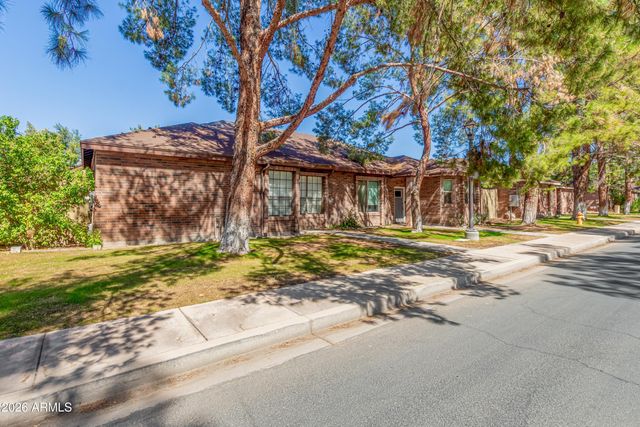 824 E Bruce Avenue, Gilbert, AZ 85234