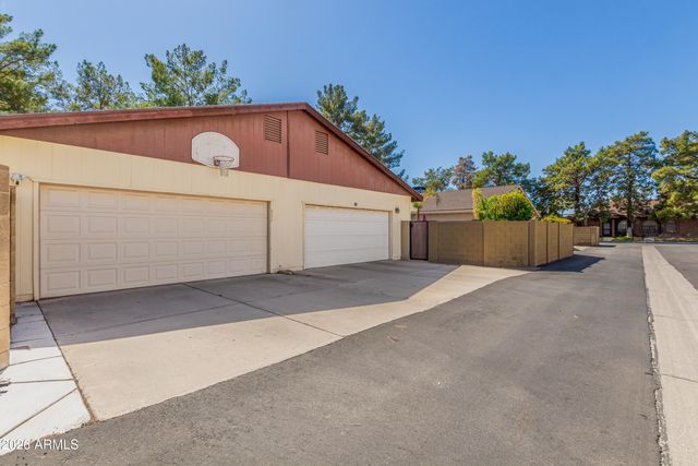 824 E Bruce Avenue, Gilbert, AZ 85234