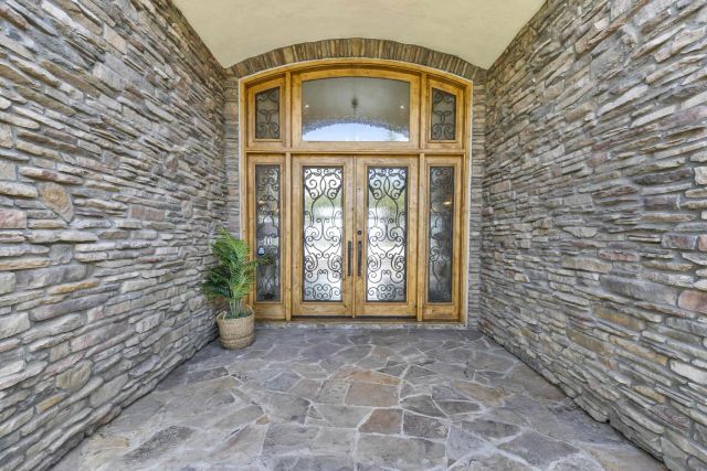 14425 Cheyenne Trl, Poway, CA 92064