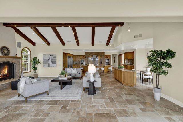 14425 Cheyenne Trl, Poway, CA 92064