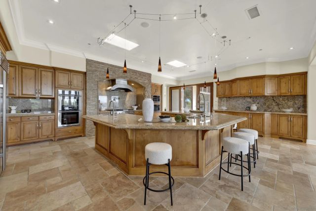 14425 Cheyenne Trl, Poway, CA 92064