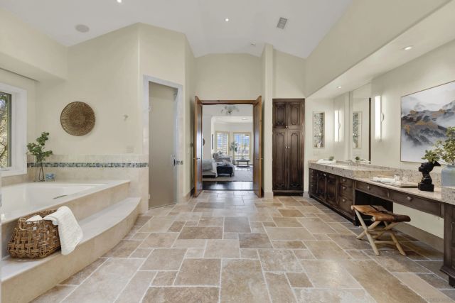 14425 Cheyenne Trl, Poway, CA 92064