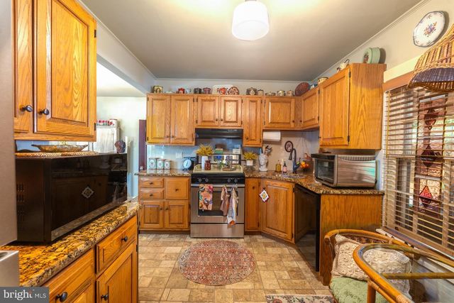 230 FRIEDENSBURG RD, Reading, PA 19606