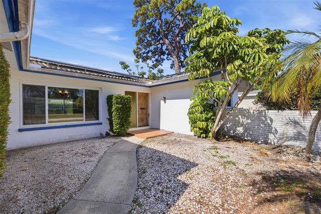 1344 62ND PLACE S, St Petersburg, FL 33705