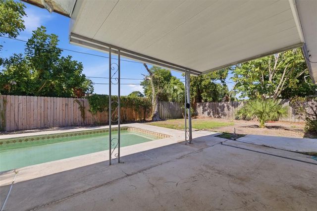 1344 62ND PLACE S, St Petersburg, FL 33705