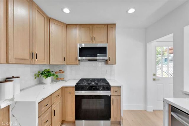 1325 Talmadge Street, Los Angeles, CA 90027