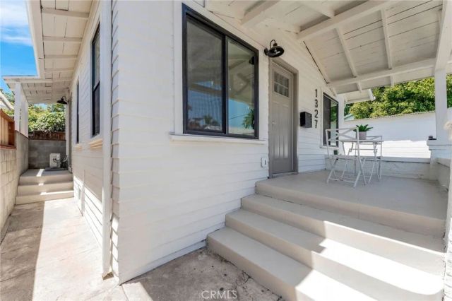 1325 Talmadge Street, Los Angeles, CA 90027