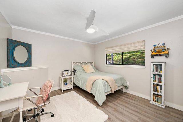 26138 Jesmond Dene Rd, Escondido, CA 92026