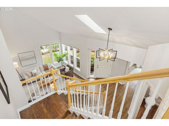 16016 Sw WESTMINSTER Dr, Portland, OR 97224