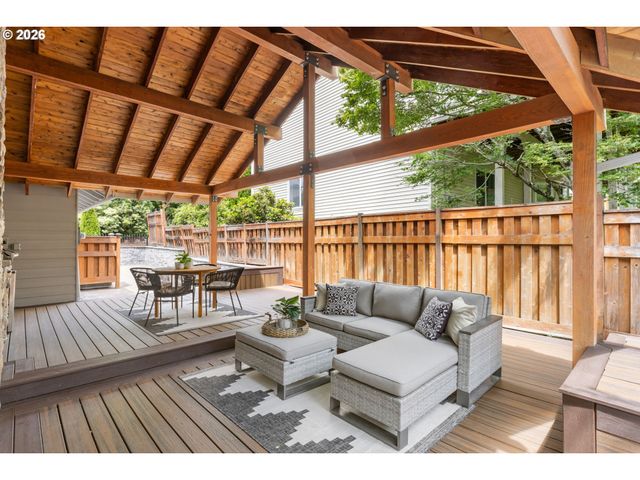 16016 Sw WESTMINSTER Dr, Portland, OR 97224