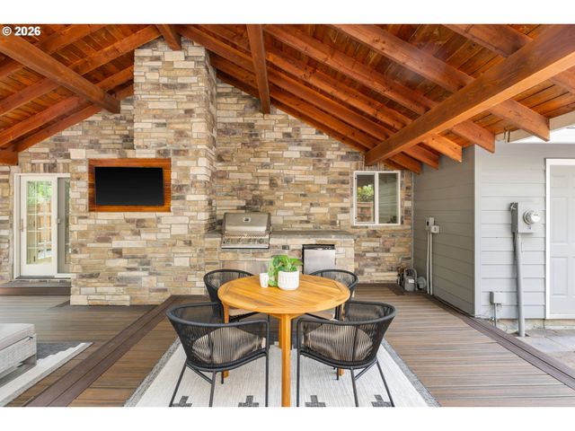 16016 Sw WESTMINSTER Dr, Portland, OR 97224