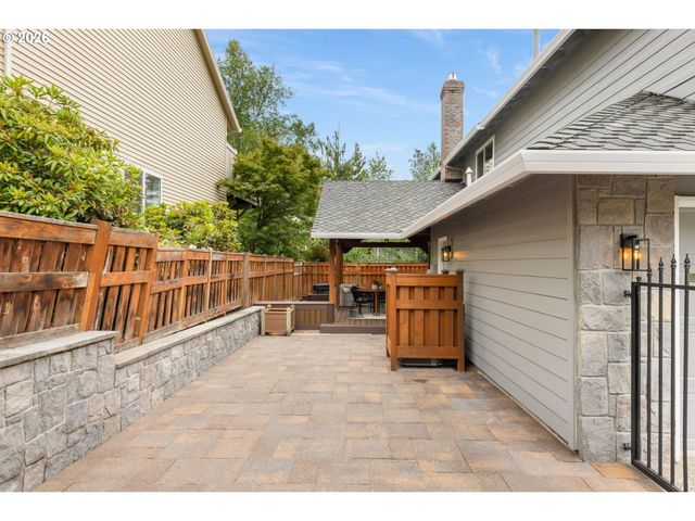 16016 Sw WESTMINSTER Dr, Portland, OR 97224