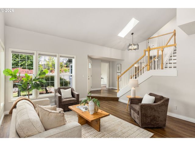 16016 Sw WESTMINSTER Dr, Portland, OR 97224