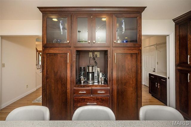 173 Hickory Tree Court, Ballwin, MO 63011