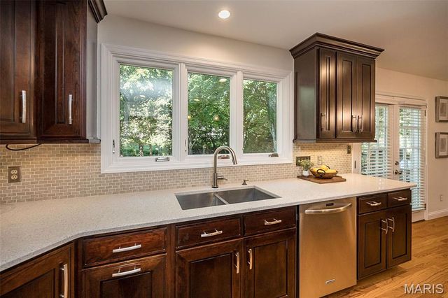 173 Hickory Tree Court, Ballwin, MO 63011
