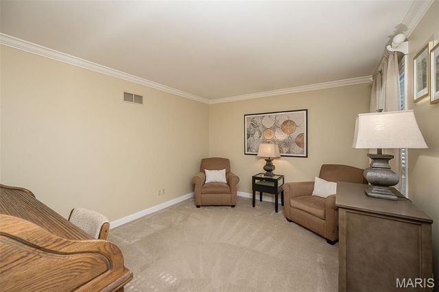 173 Hickory Tree Court, Ballwin, MO 63011