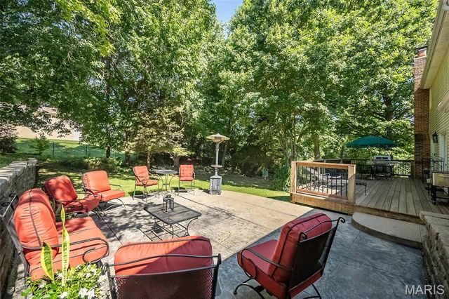 173 Hickory Tree Court, Ballwin, MO 63011