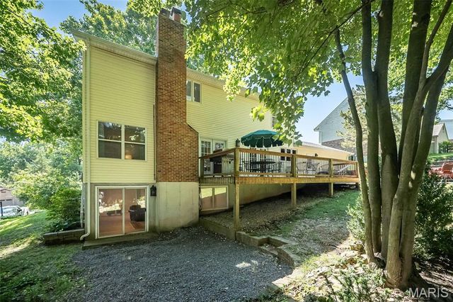 173 Hickory Tree Court, Ballwin, MO 63011