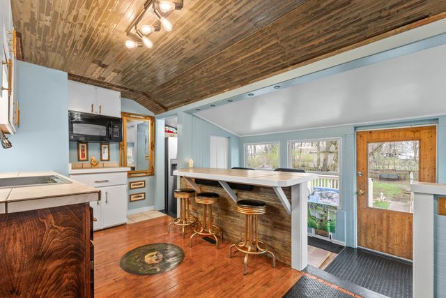 79 Budlong Street, Hillsdale, MI 49242