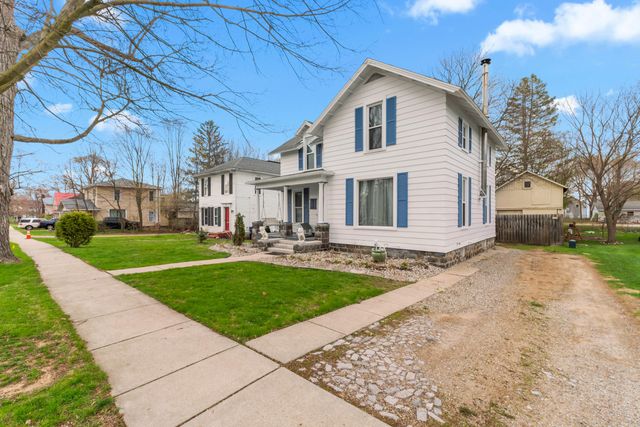 79 Budlong Street, Hillsdale, MI 49242