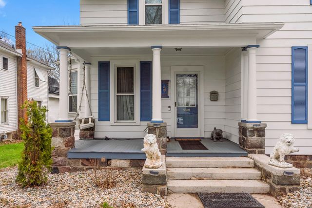 79 Budlong Street, Hillsdale, MI 49242