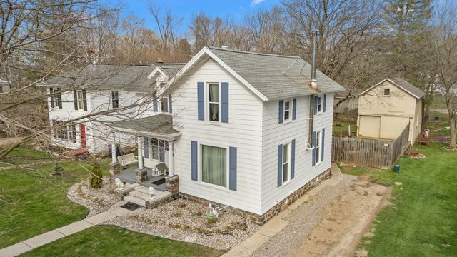 79 Budlong Street, Hillsdale, MI 49242