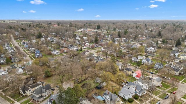 79 Budlong Street, Hillsdale, MI 49242