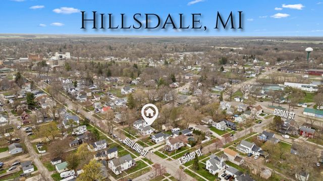 79 Budlong Street, Hillsdale, MI 49242