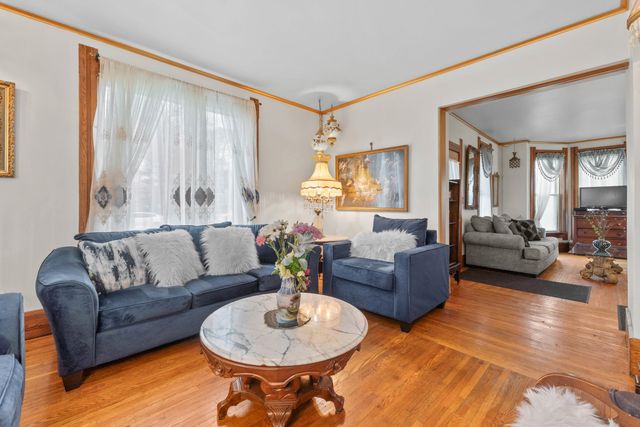 79 Budlong Street, Hillsdale, MI 49242