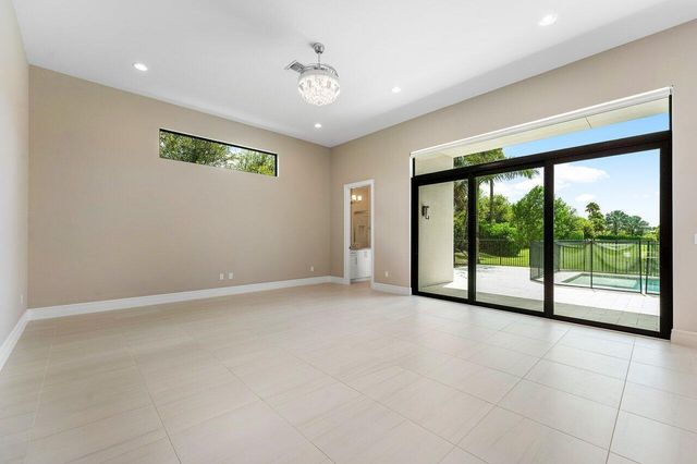 17185 Ludovica Lane, Boca Raton, FL 33496