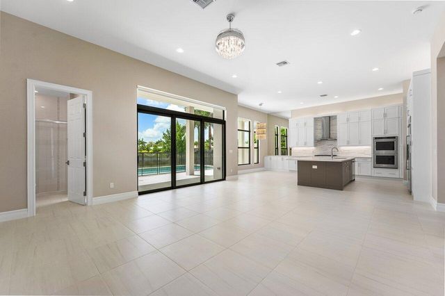17185 Ludovica Lane, Boca Raton, FL 33496