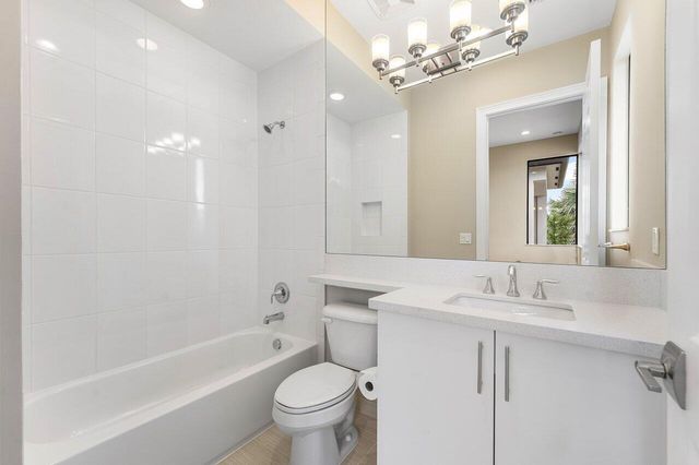17185 Ludovica Lane, Boca Raton, FL 33496