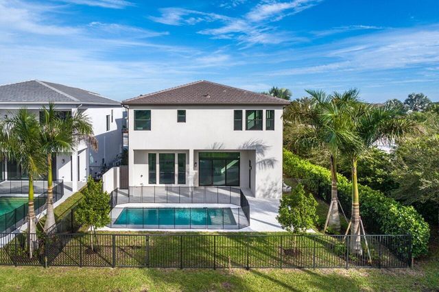 17185 Ludovica Lane, Boca Raton, FL 33496
