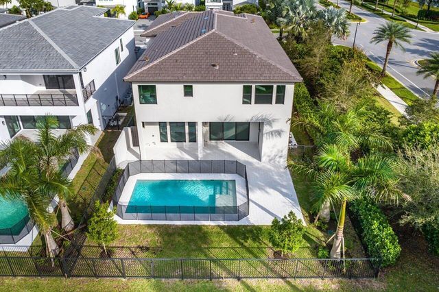 17185 Ludovica Lane, Boca Raton, FL 33496