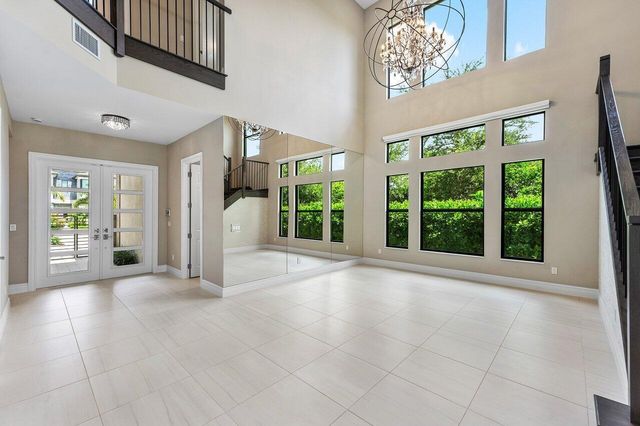17185 Ludovica Lane, Boca Raton, FL 33496