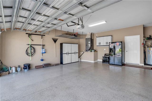 3791 Lakeview Isle CT, Fort Myers, FL 33905